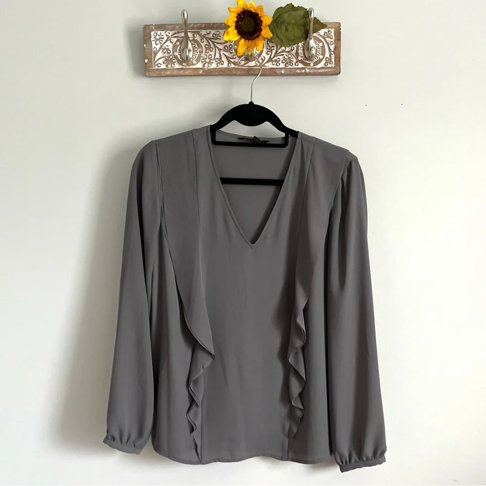 BANANA REPUBLIC Crepe Flounce Blouse-Gray-Size Small Petite - Picture 1 of 6